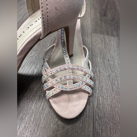 🌿10/$10🌿Chinese Laundry Heels - Picture 2 of 7